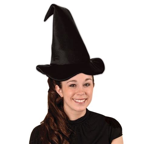 Setting trends: The influence of the smoky black witch hat in the fashion world